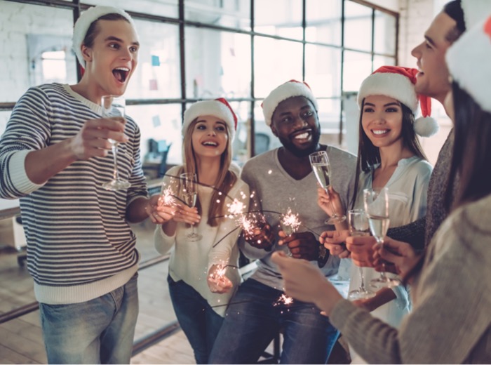 3 Christmas party tips to celebrate the end of 2020 safely